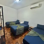 Amplo Com Estacionamento Pe Na Praia Du187-1103